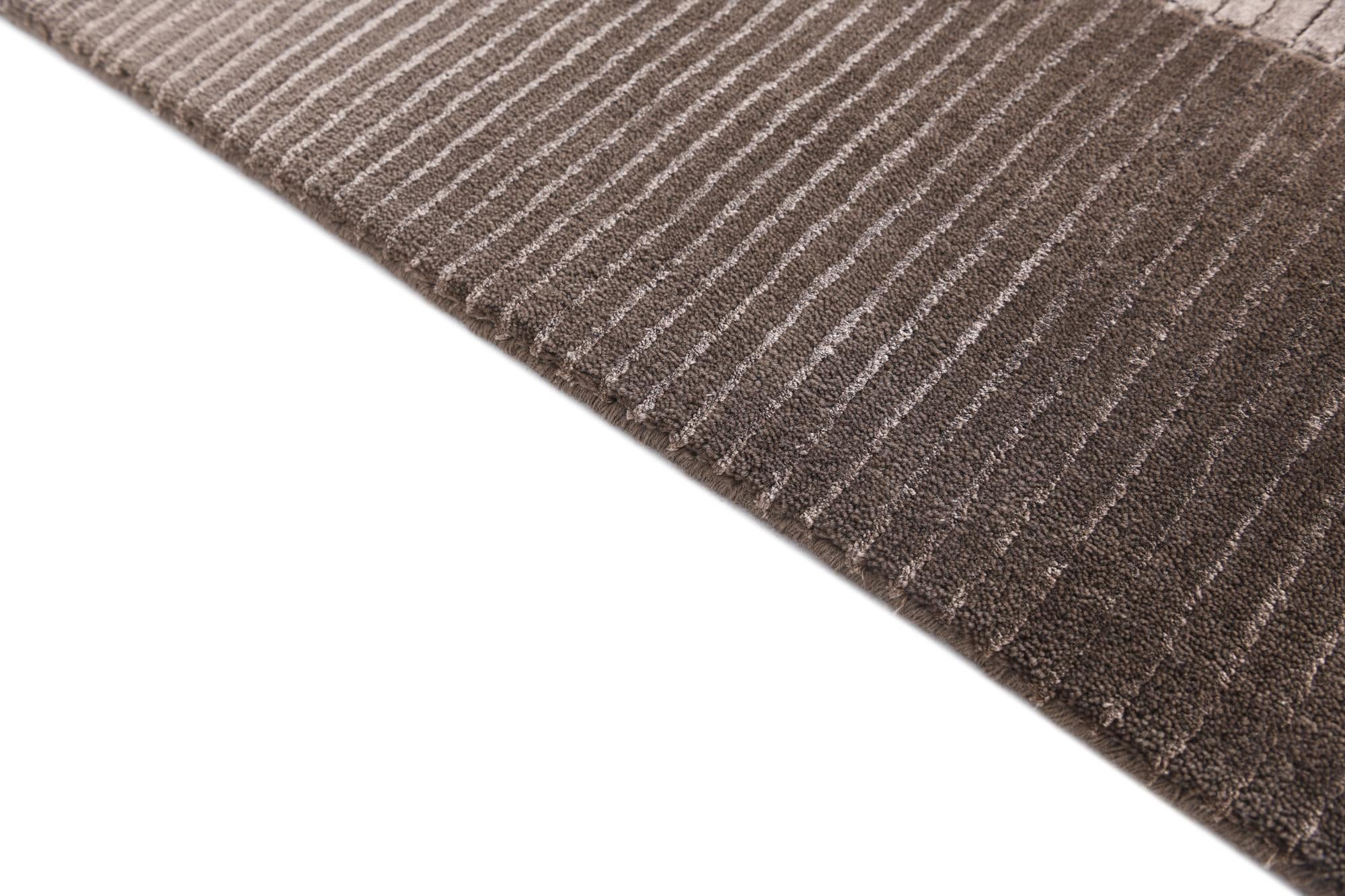 6' 7 x 9' 10 Hand Knotted Darya Wool Rug