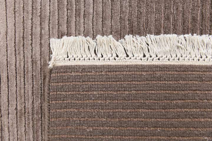 6' 7 x 9' 10 Hand Knotted Darya Wool Rug