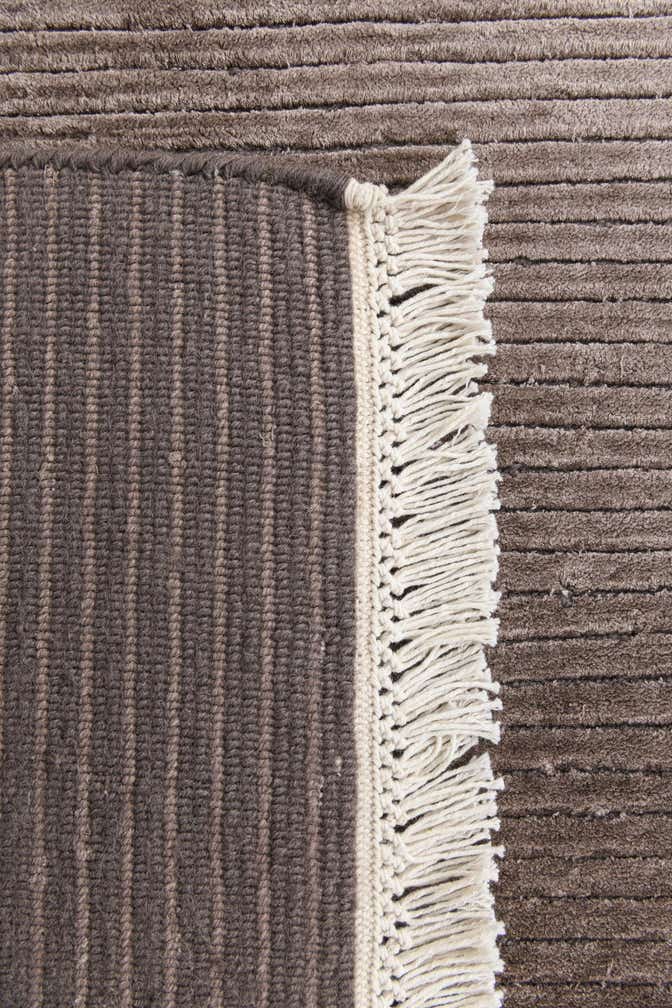 6' 7 x 9' 10 Hand Knotted Darya Wool Rug