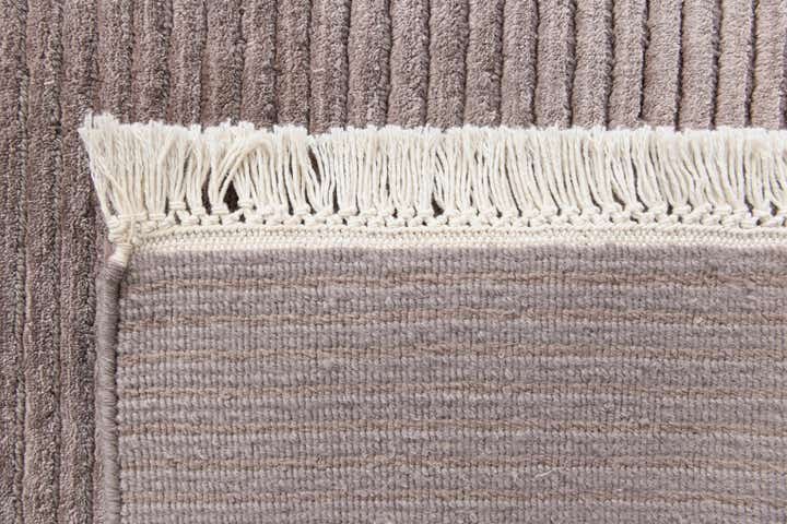 6' 7 x 10' Hand Knotted Darya Wool Rug