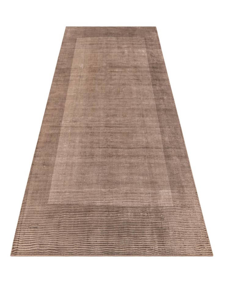 Detail image of 6' 6 x 9' 9  Hand Knotted Darya Wool Rug