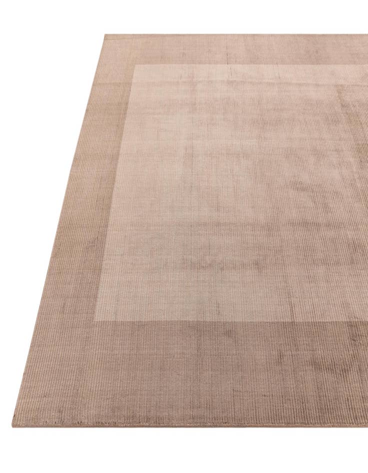 Detail image of 6' 6 x 9' 9  Hand Knotted Darya Wool Rug