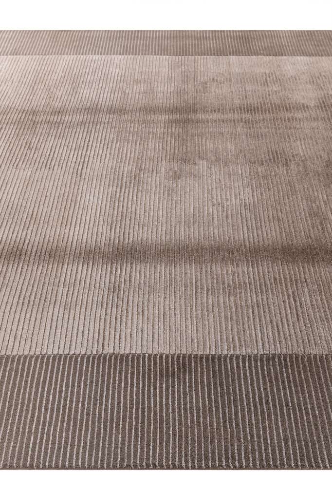 6' 7 x 9' 10 Hand Knotted Darya Wool Rug