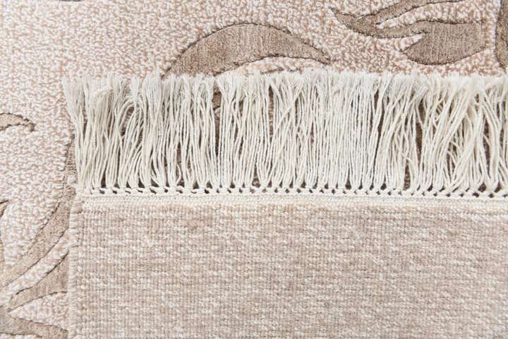 6' 11 x 9' 11 Hand Knotted Darya Rug