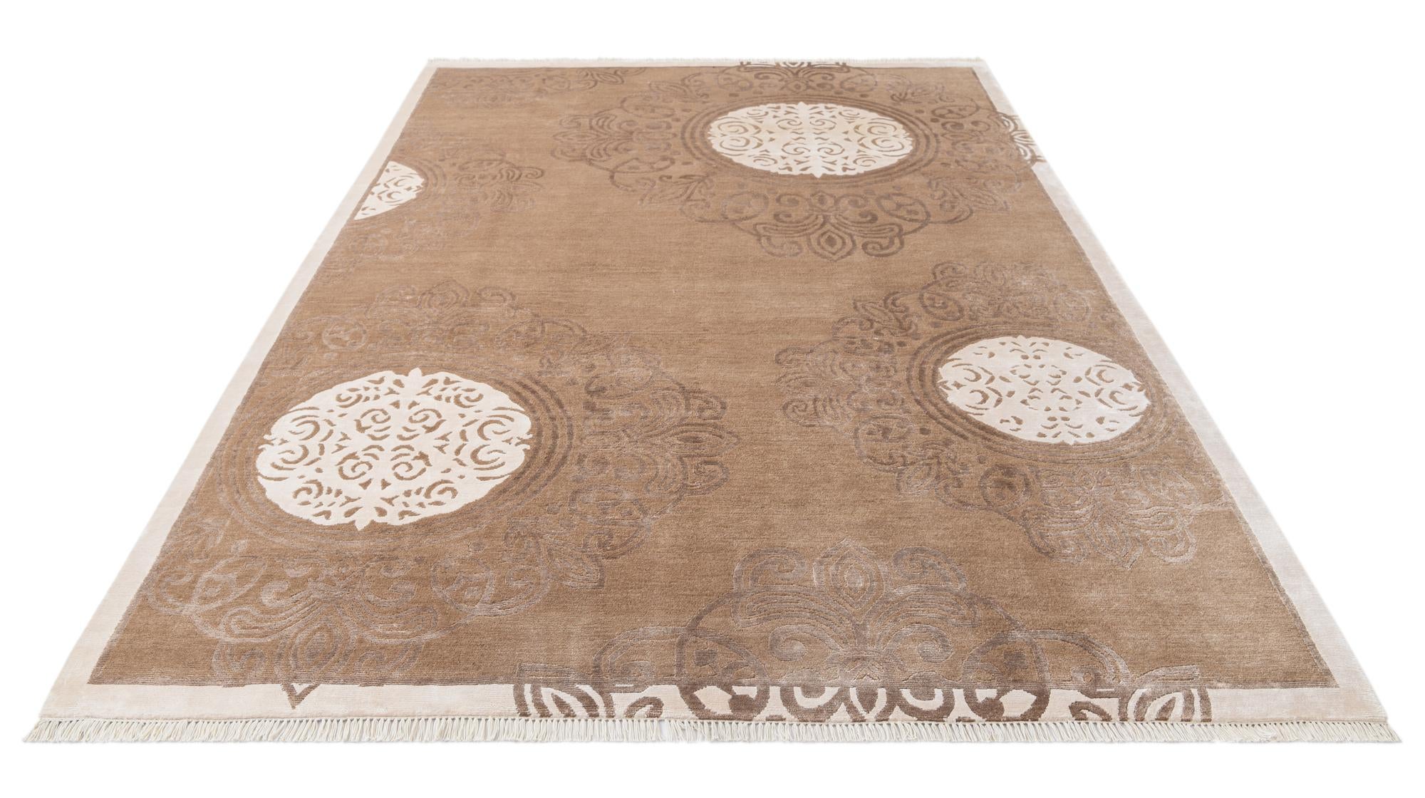 6' 9 x 10' Hand Knotted Darya Wool Rug