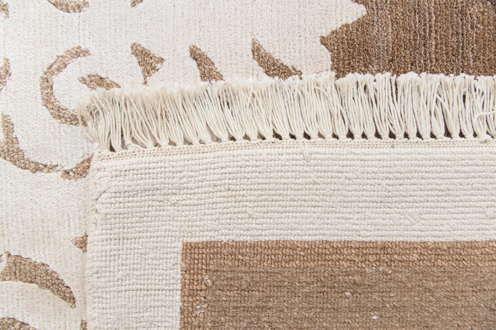 6' 9 x 10' Hand Knotted Darya Wool Rug