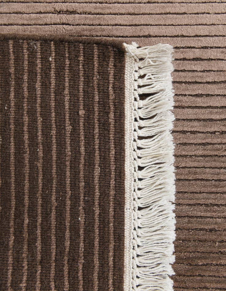 Detail image of 5' 8 x 7' 11  Hand Knotted Darya Wool Rug