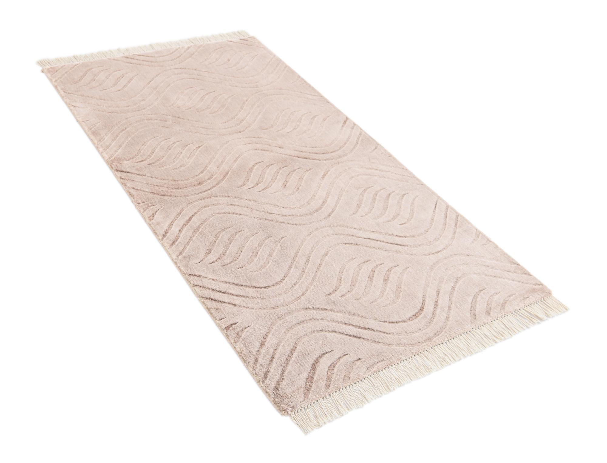 2' 7 x 4' 11 Hand Knotted Darya Wool Rug