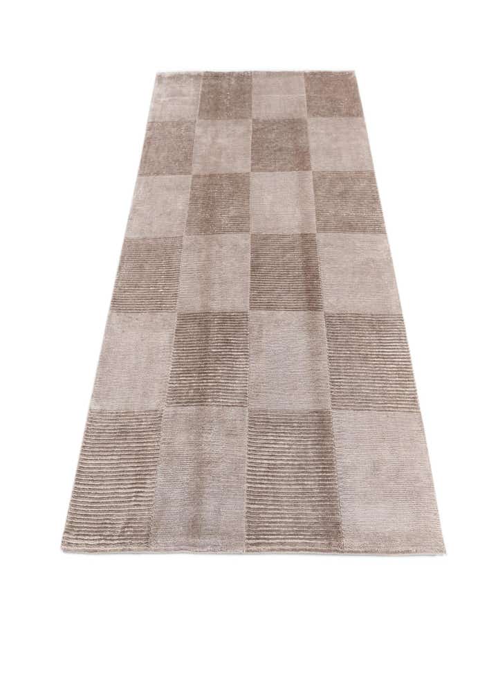 4' 6 x 6' 8 Darya Rug