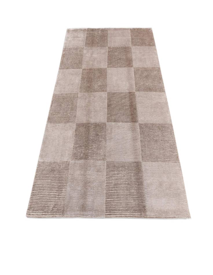 Detail image of 4' 6 x 6' 8 Darya Rug