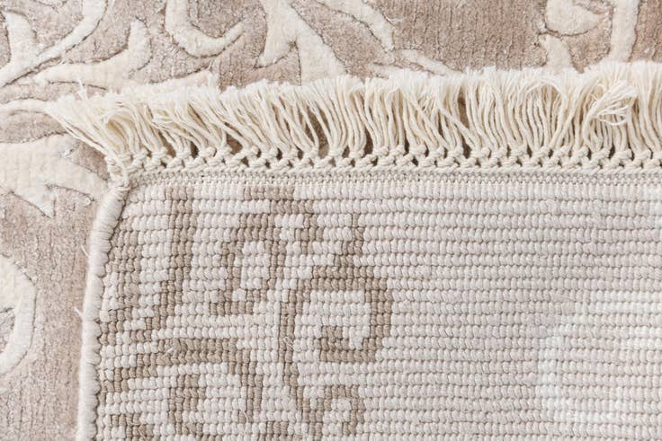 Detail image of 5' 6 x 7' 10 Darya Rug