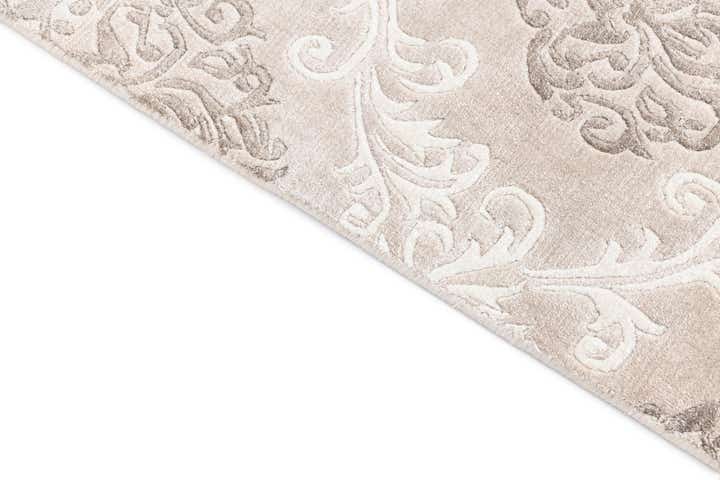 5' 6 x 7' 10 Darya Rug