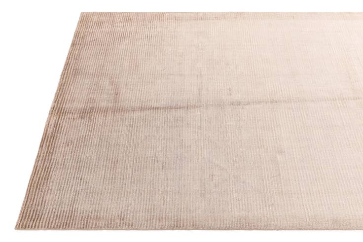 Detail image of 4' 2 x 6' Darya Rug