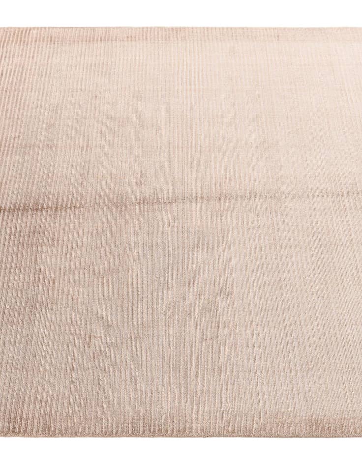 Detail image of 4' 2 x 6' Darya Rug