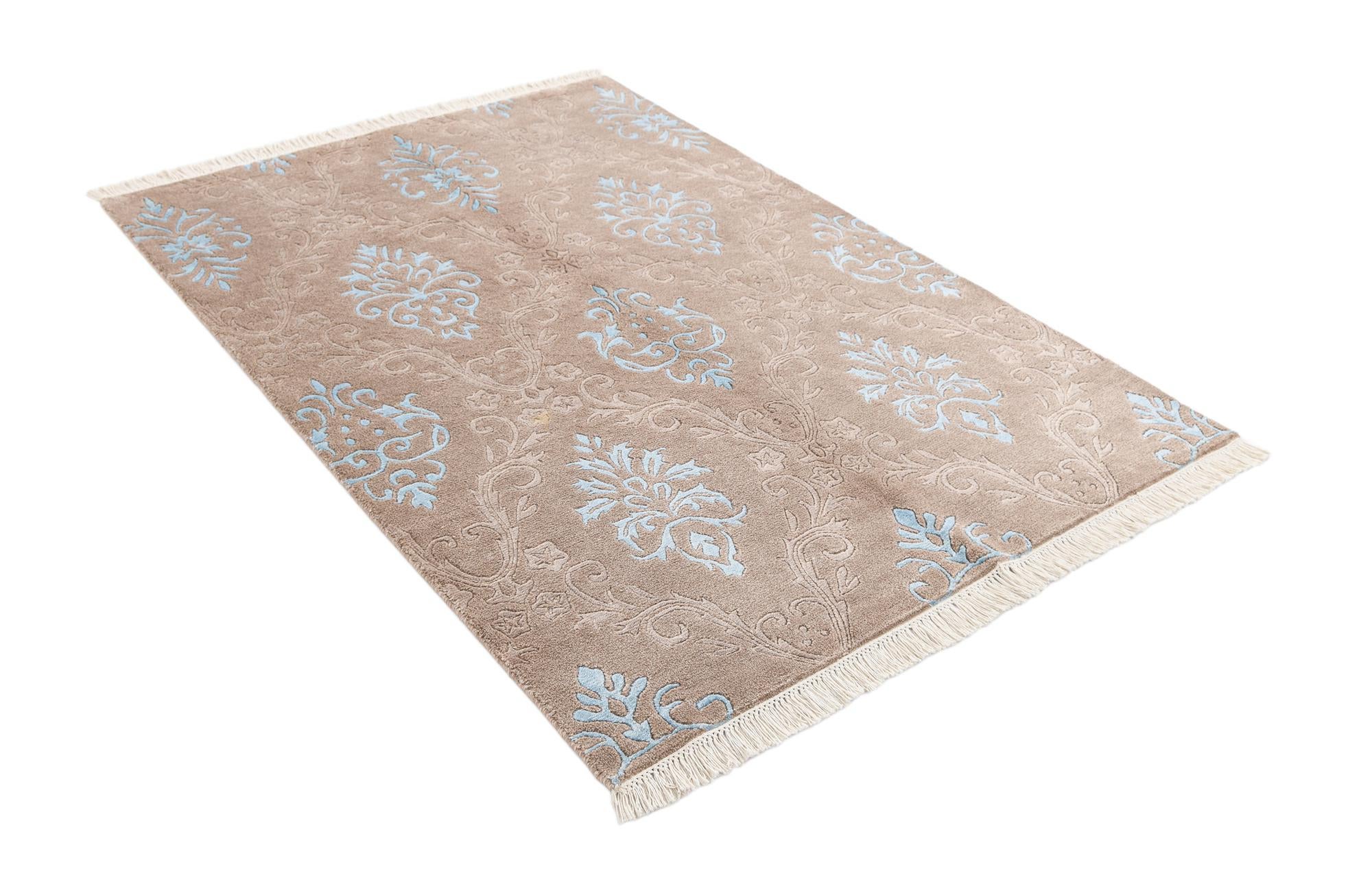 4' 3 x 6' 4 Darya Rug