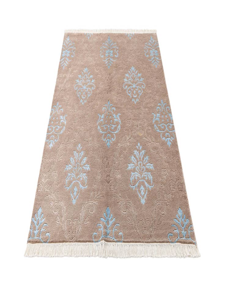 Detail image of 4' 3 x 6' 4 Darya Rug