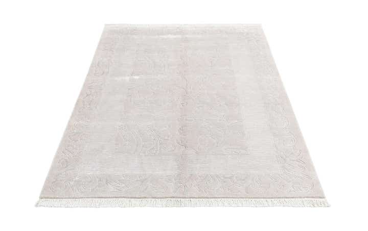 4' 5 x 6' 5 Darya Rug