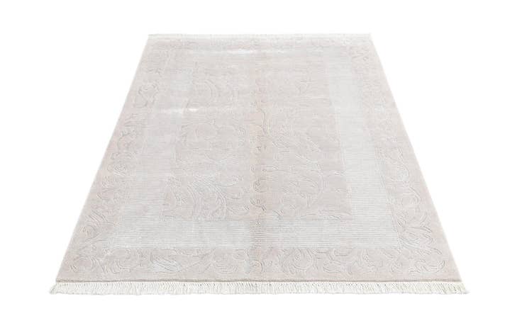 Detail image of 4' 5 x 6' 5 Darya Rug