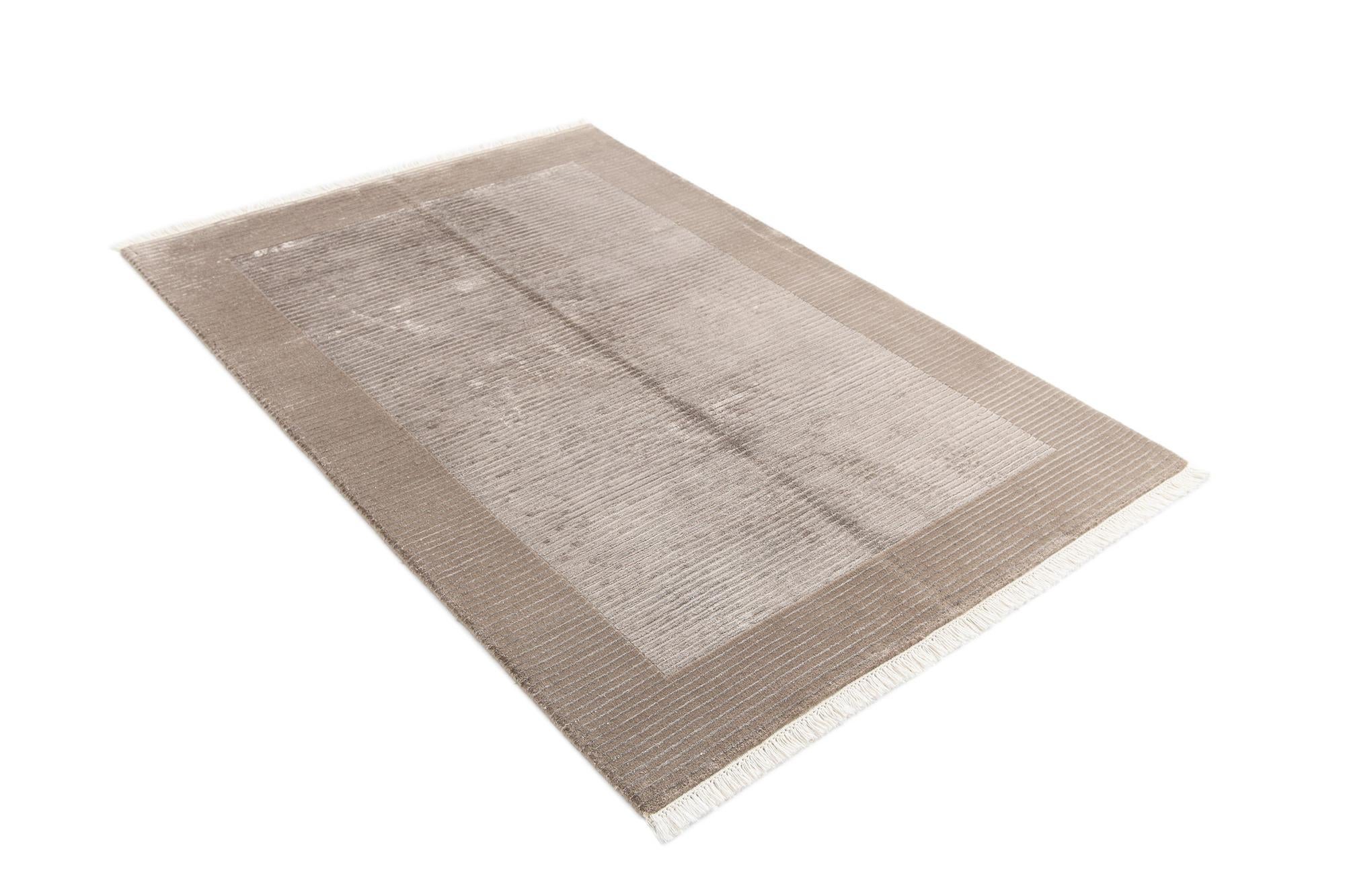 4' x 6' Darya Rug