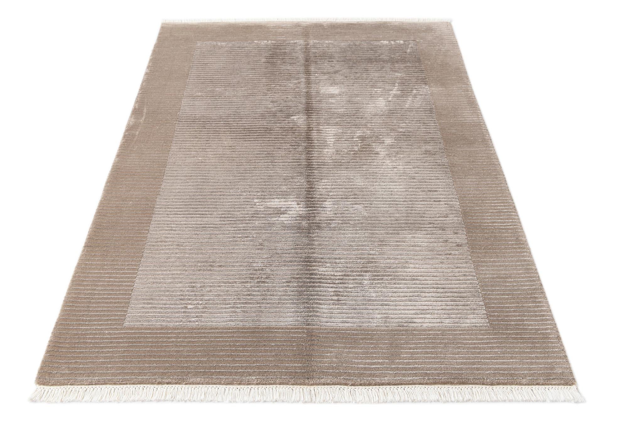 4' x 6' Darya Rug