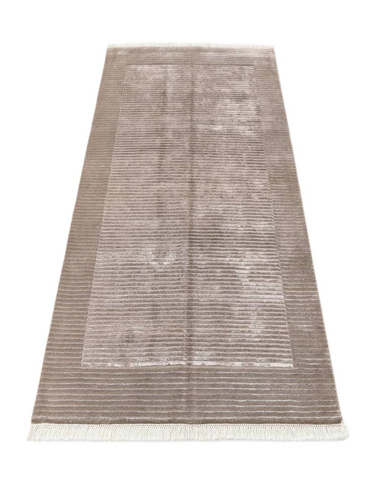 Detail image of 3' 11 x 6' Darya Rug