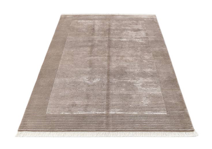 Detail image of 3' 11 x 6' Darya Rug