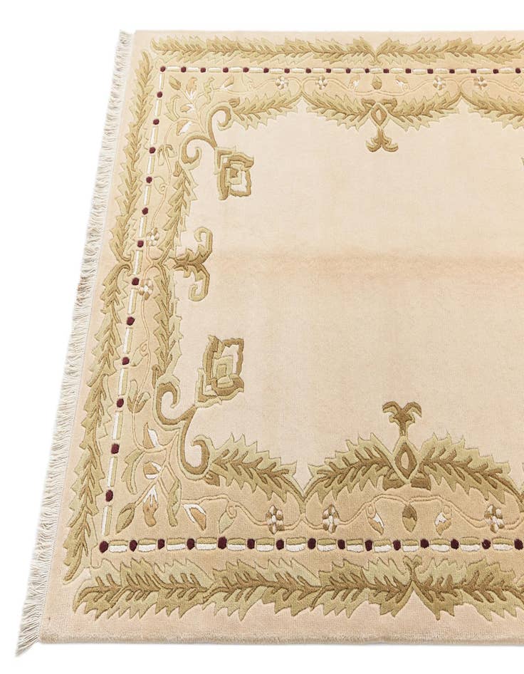 Detail image of 4' 1 x 6' Darya Rug