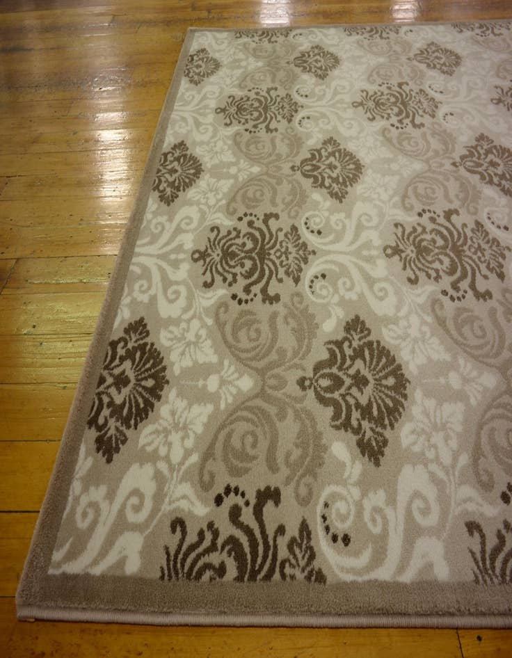 Detail image of 5' 3 x 7' 6 Diana Rug