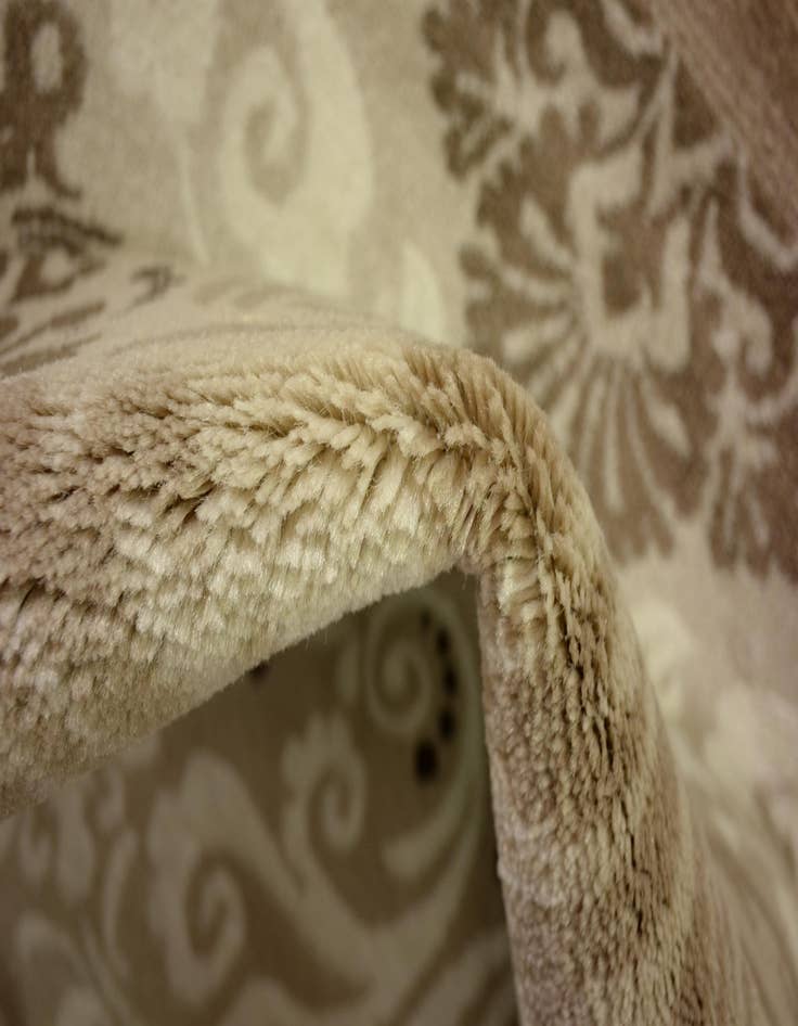 Detail image of 5' 3 x 7' 6 Diana Rug