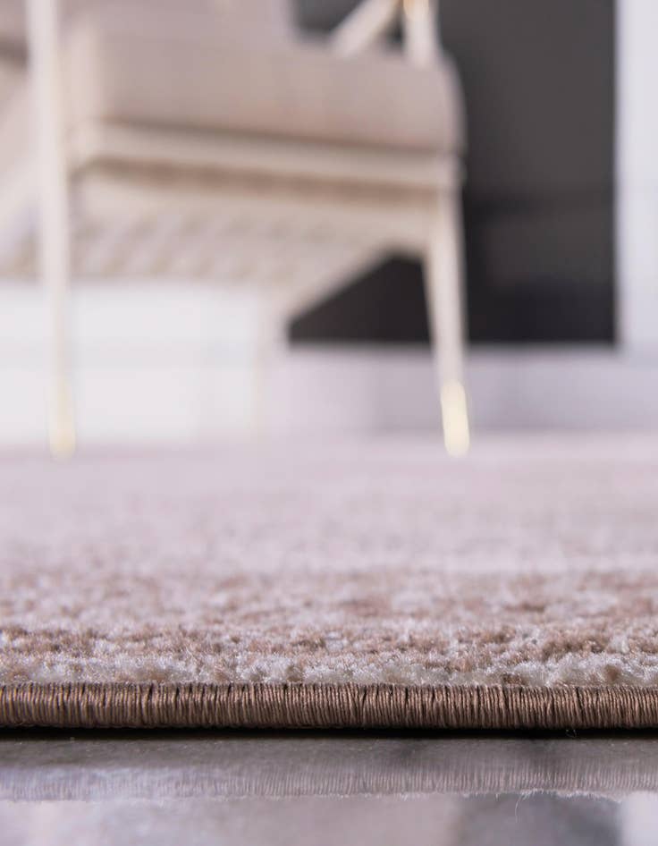 Detail image of 3' 3 x 5' 3 Dover Rug