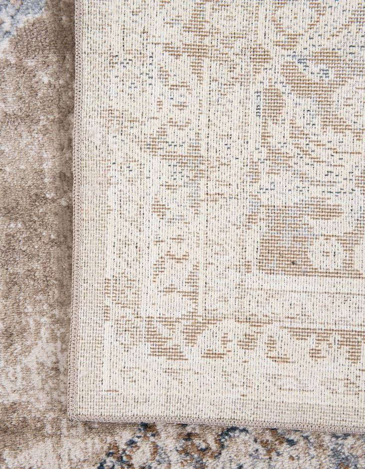 Detail image of 5' x 7' 7 Eliza Rug