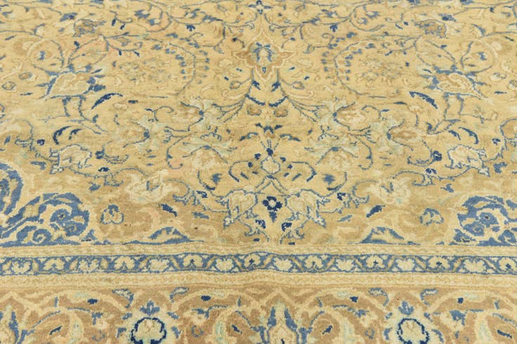 Detail image of 9' 8 x 12' 8 Hand Knotted Farahan Persian Wool Rug