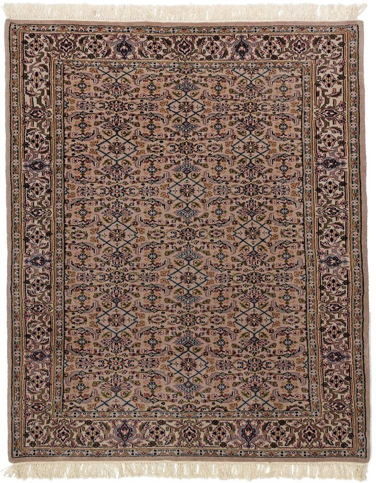 Detail image of 4' x 6' Hand Knotted Farahan Wool Rug