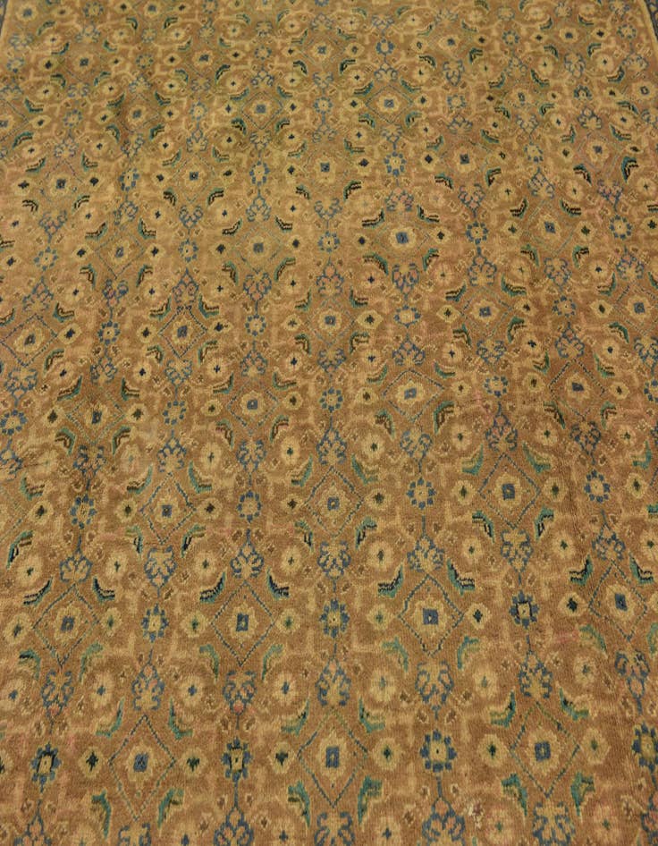 Detail image of 9' 9 x 13' 2  Hand Knotted Farahan Persian Wool Rug