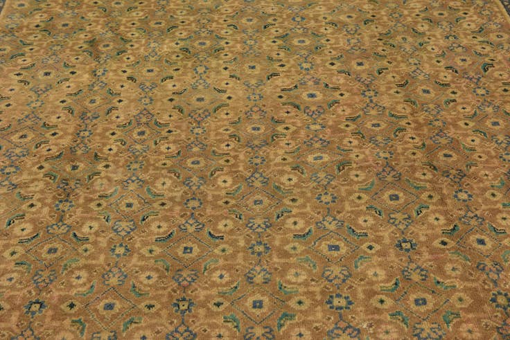 Detail image of 9' 9 x 13' 2 Hand Knotted Farahan Persian Wool Rug