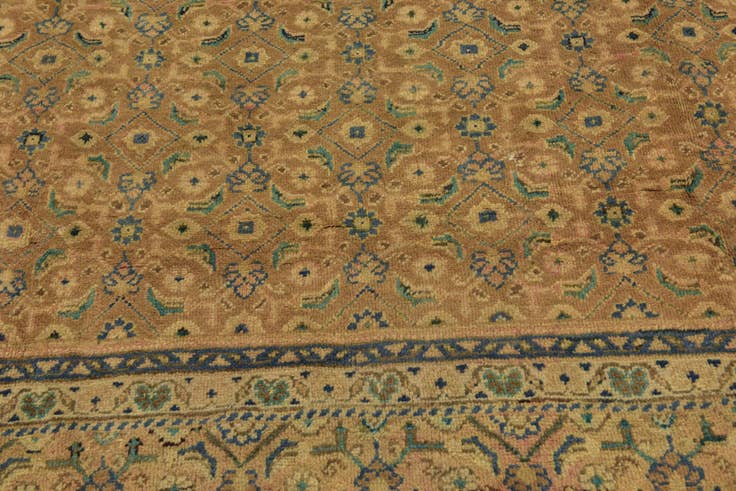 Detail image of 9' 9 x 13' 2 Hand Knotted Farahan Persian Wool Rug