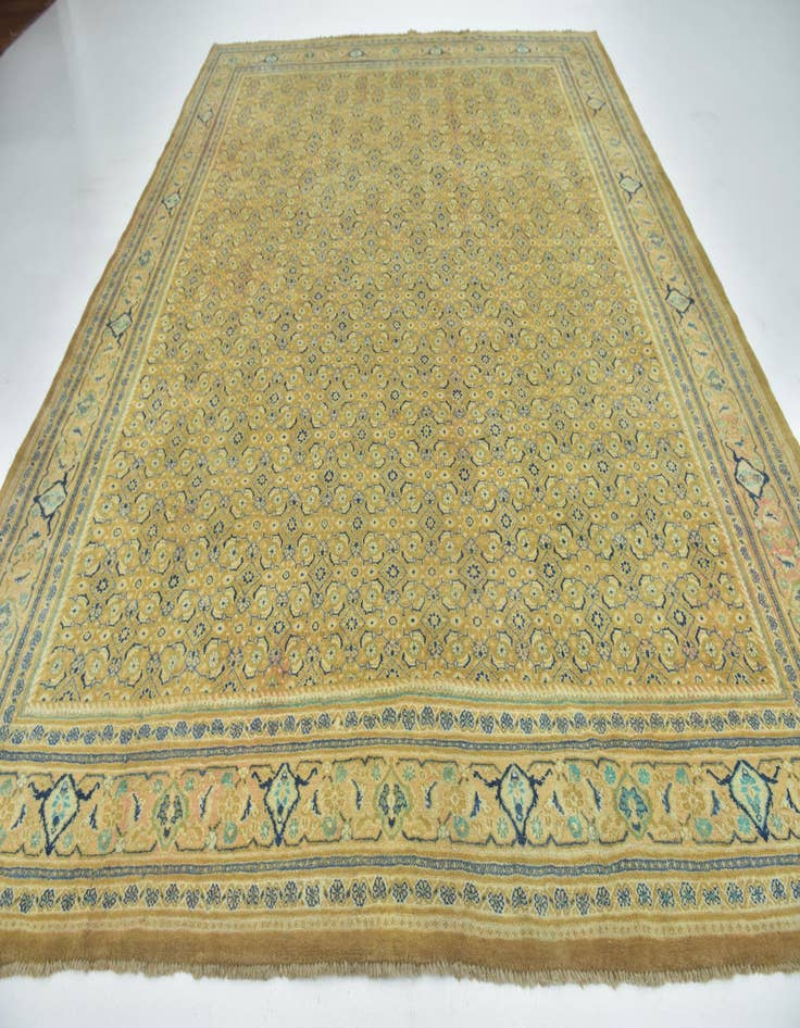 Detail image of 10' 5 x 13' 3  Hand Knotted Farahan Persian Wool Rug