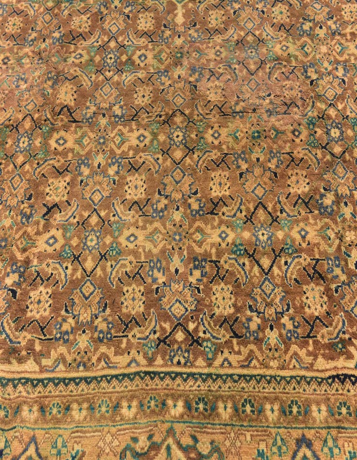 Detail image of 10' x 13' Hand Knotted Farahan Persian Wool Rug