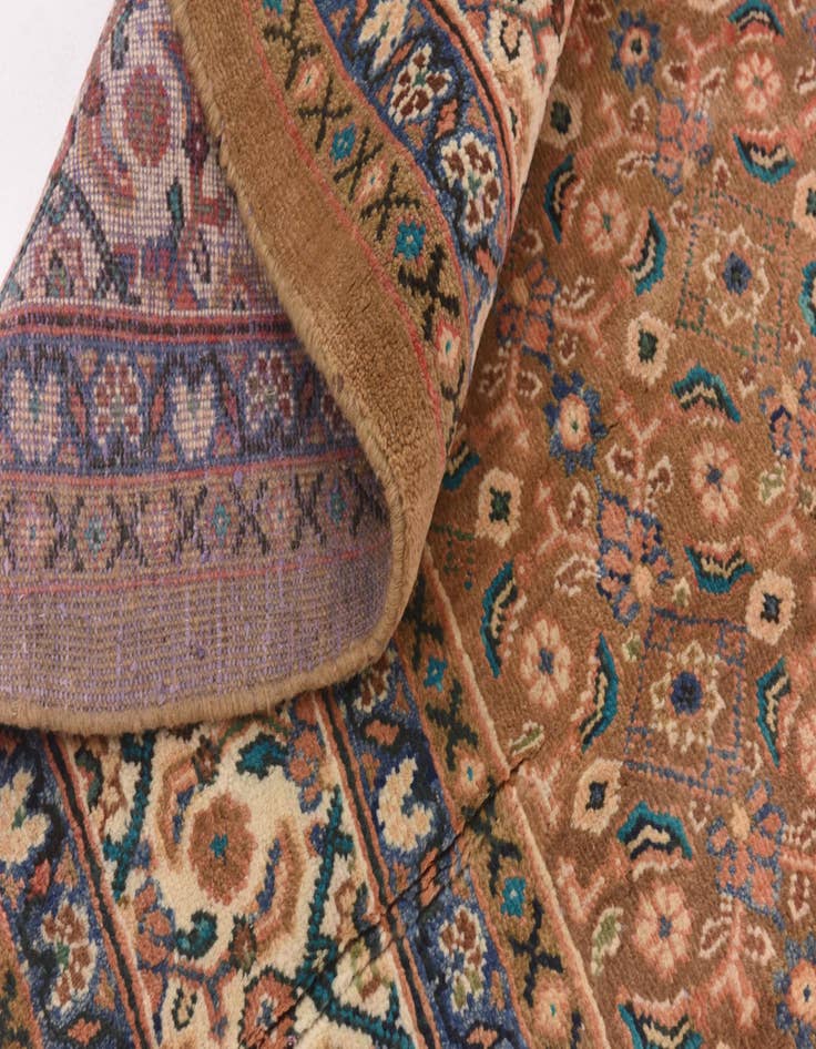 Detail image of 9' 9 x 13' 5  Hand Knotted Farahan Persian Wool Rug