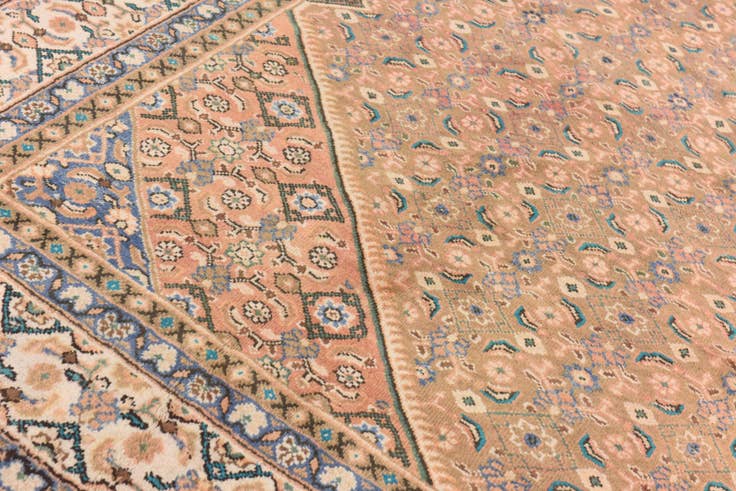 Detail image of 9' 9 x 13' 5 Hand Knotted Farahan Persian Wool Rug