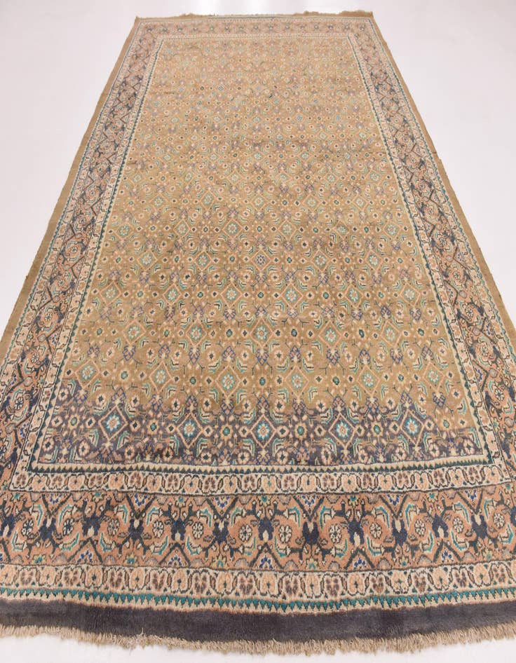 Detail image of 9' 6 x 12' 6  Hand Knotted Farahan Persian Wool Rug