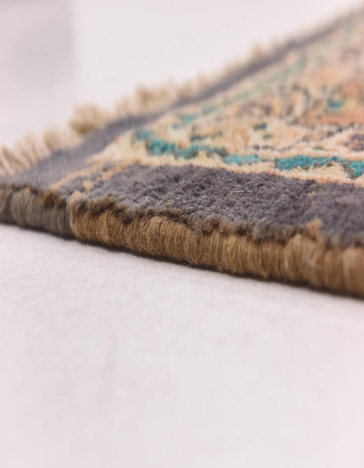 Detail image of 9' 6 x 12' 6  Hand Knotted Farahan Persian Wool Rug