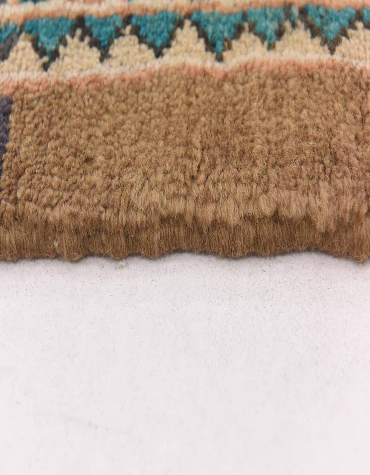 Detail image of 9' 6 x 12' 6  Hand Knotted Farahan Persian Wool Rug