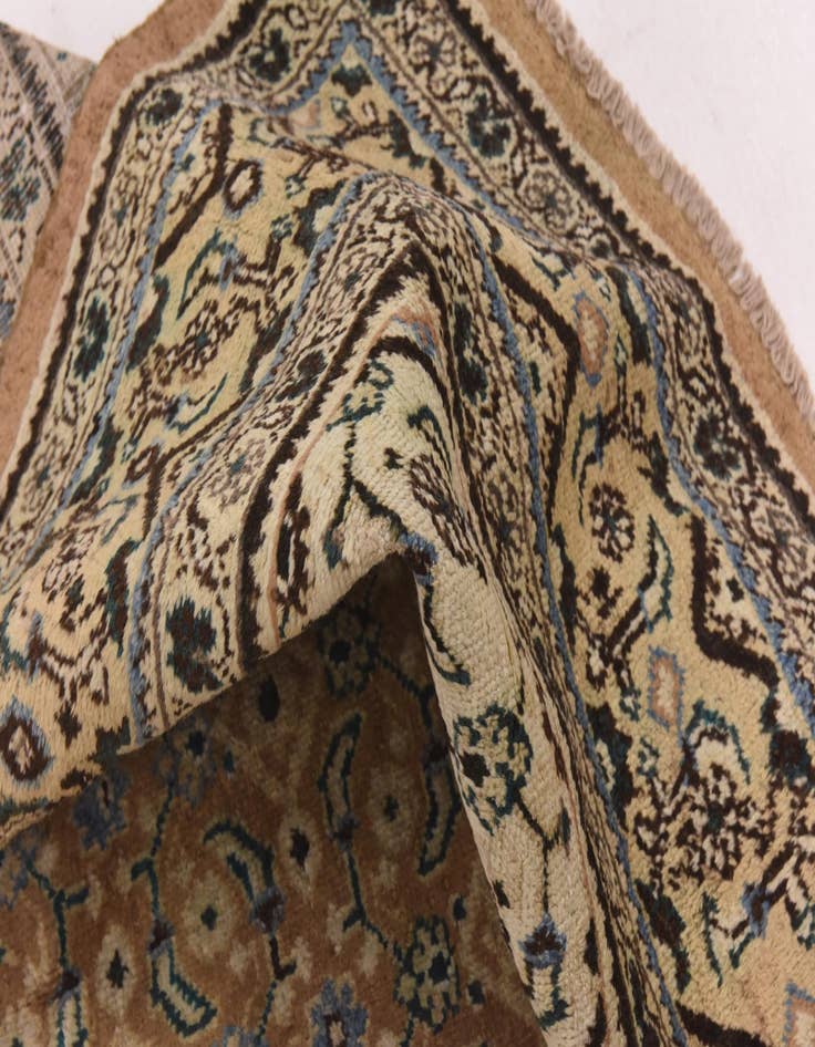 Detail image of 10' 3 x 13' Hand Knotted Farahan Persian Wool Rug