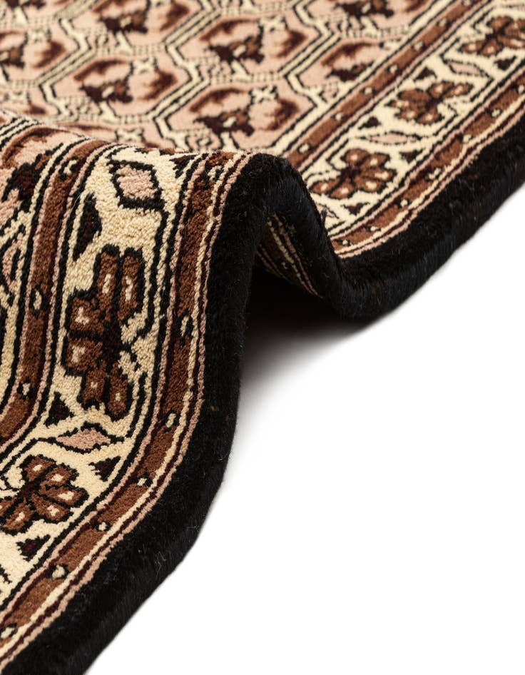 Detail image of 3' 2 x 5' 5 Hand Knotted Ferdos Wool Rug