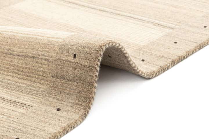 2' 5 x 4' 8 Hand Knotted Gabbeh Wool Rug