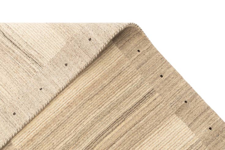 Detail image of 2' 5 x 4' 8 Hand Knotted Gabbeh Wool Rug