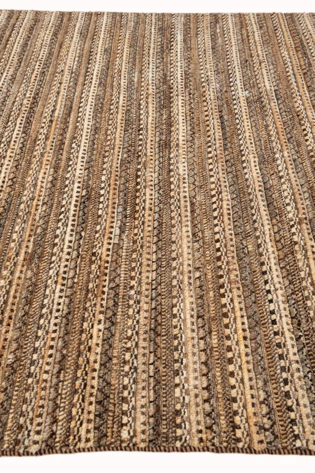 Detail image of 4' 6 x 6' 5 Hand Knotted Gabbeh Wool Rug