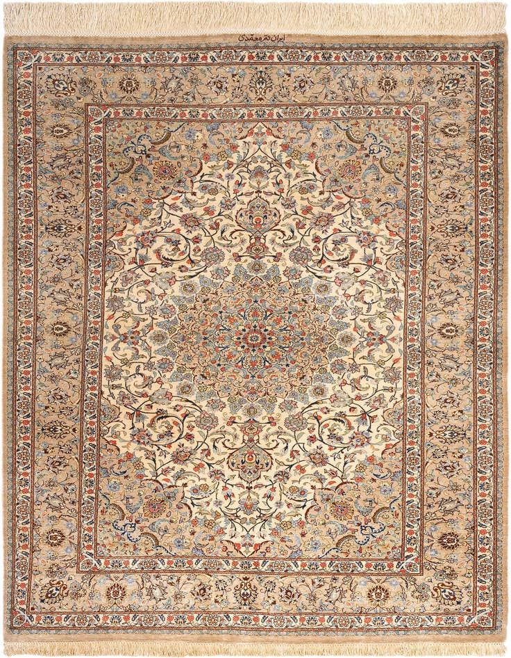 Detail image of 3' 3 x 4' 11 Ghom Silk Rug