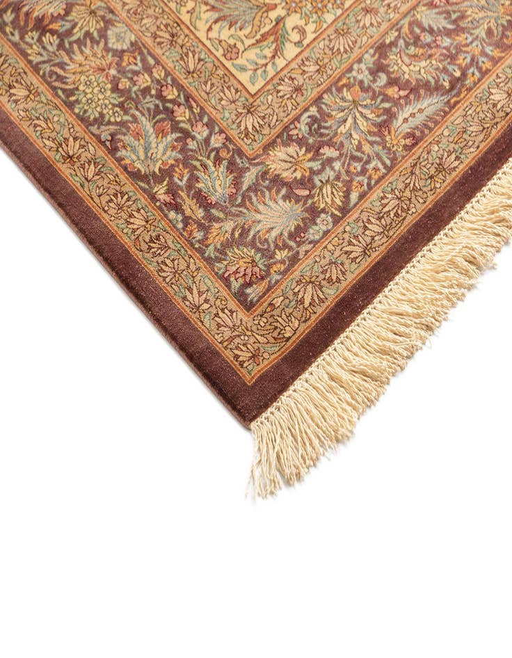 Detail image of 3' 3 x 5' 1 Ghom Silk Rug